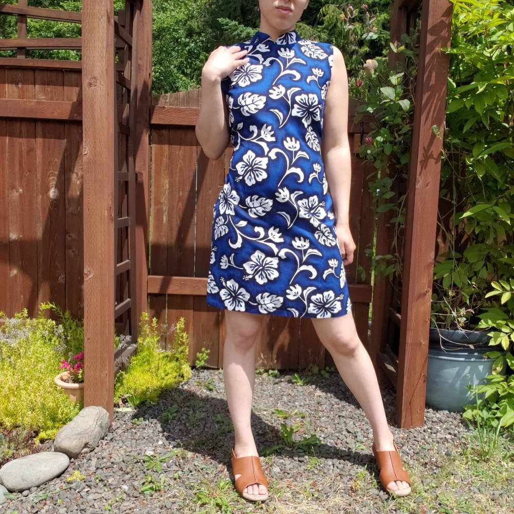 Blue Hawaiian Tropical Floral Print Mock Neck Mini-Dress Large